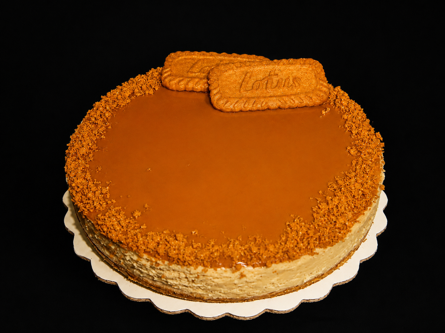 Cheesecake Biscoff de Hsu Bakes con caramelo y galletas Lotus